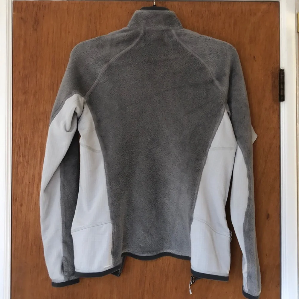 PATAGONIA R Fleece Jacket Size: Small - Picture 7 of 7